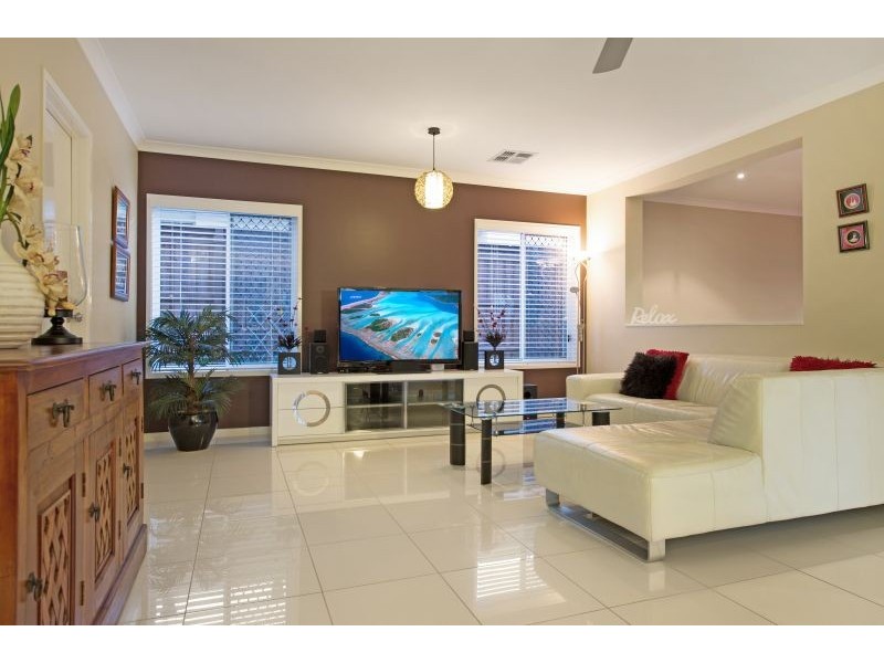 14 Nicklaus Parade, North Lakes QLD 4509