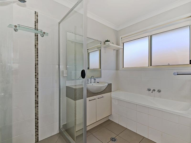 15 Echidna Parade, North Lakes QLD 4509