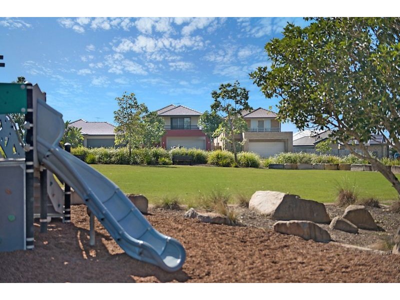 14 Calder Street, North Lakes QLD 4509