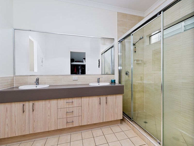 4 Moorhen Lane, North Lakes QLD 4509