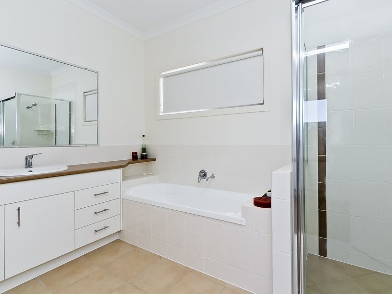 4 Moorhen Lane, North Lakes QLD 4509
