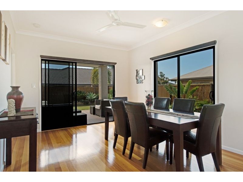 54 Kurrajong Circuit, North Lakes QLD 4509