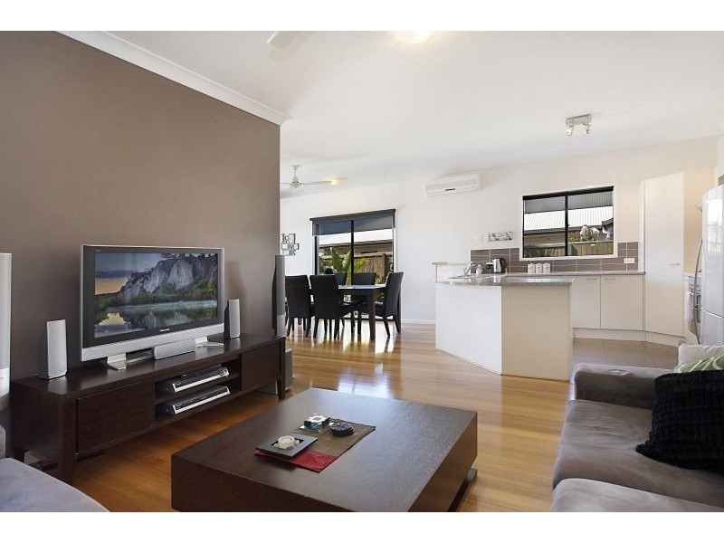 54 Kurrajong Circuit, North Lakes QLD 4509