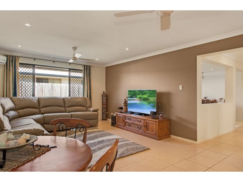 12 Wader Street, North Lakes QLD 4509