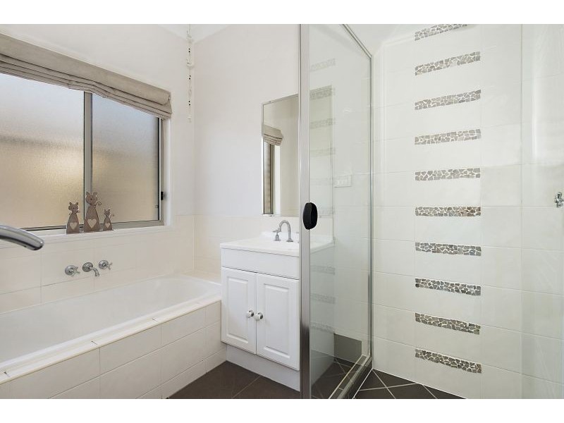 6 Pandorea Circuit, North Lakes QLD 4509