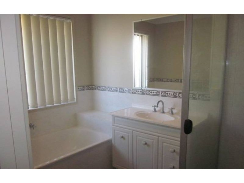 12 Pintail Street, North Lakes QLD 4509