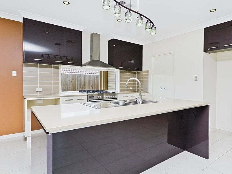 6 Liberty Circuit, North Lakes QLD 4509