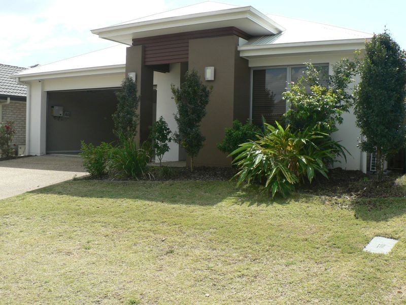 4 Melville Parade, North Lakes QLD 4509