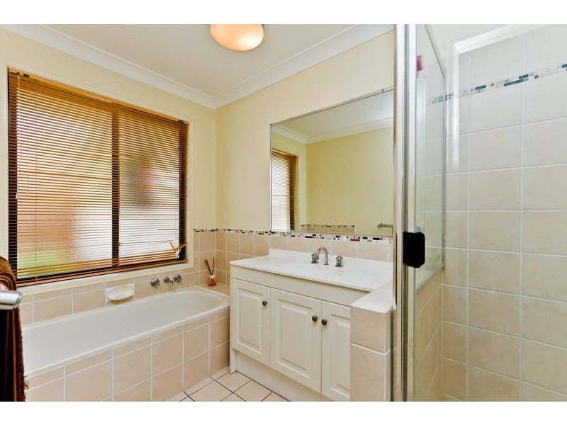 2 Currawinya Street, North Lakes QLD 4509