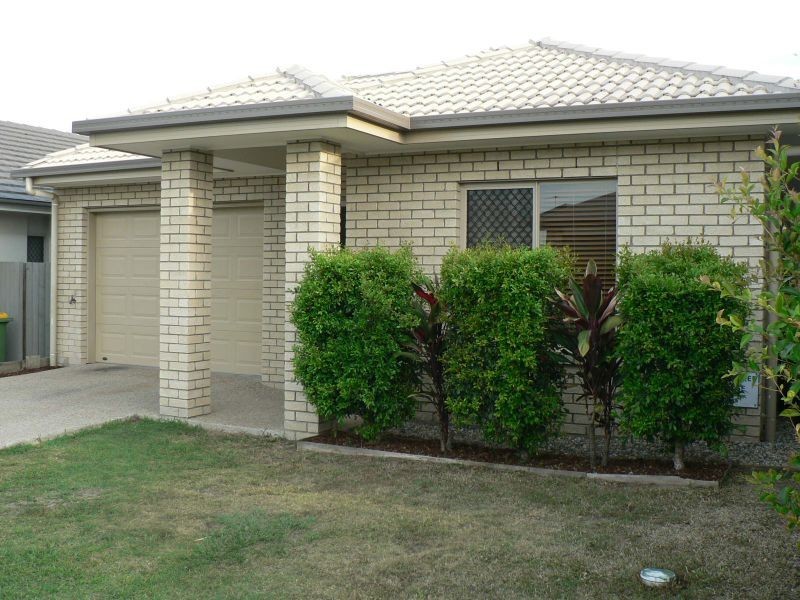 11 Calder Street, North Lakes QLD 4509