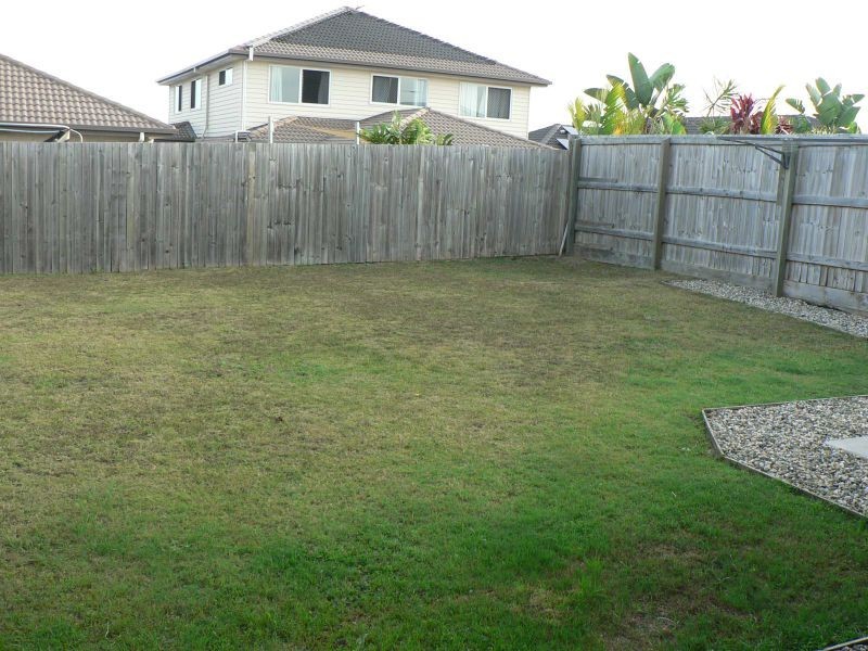 11 Calder Street, North Lakes QLD 4509