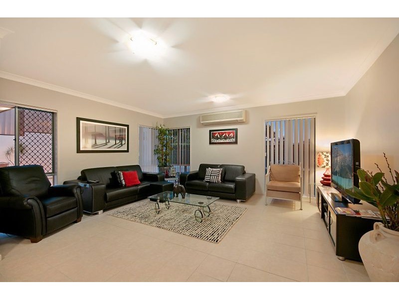 9 Northquarter Drive, Murrumba Downs QLD 4503