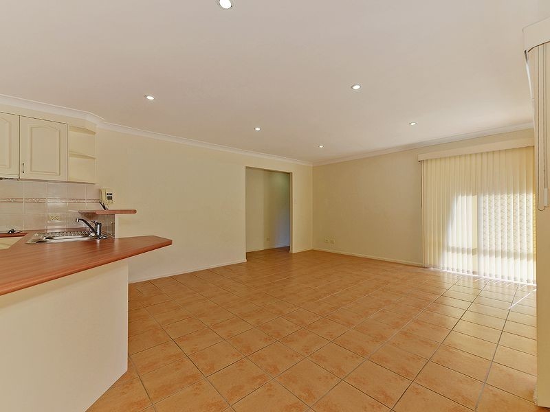 4 Malanda Court, North Lakes QLD 4509