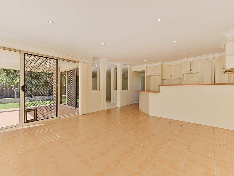 4 Malanda Court, North Lakes QLD 4509