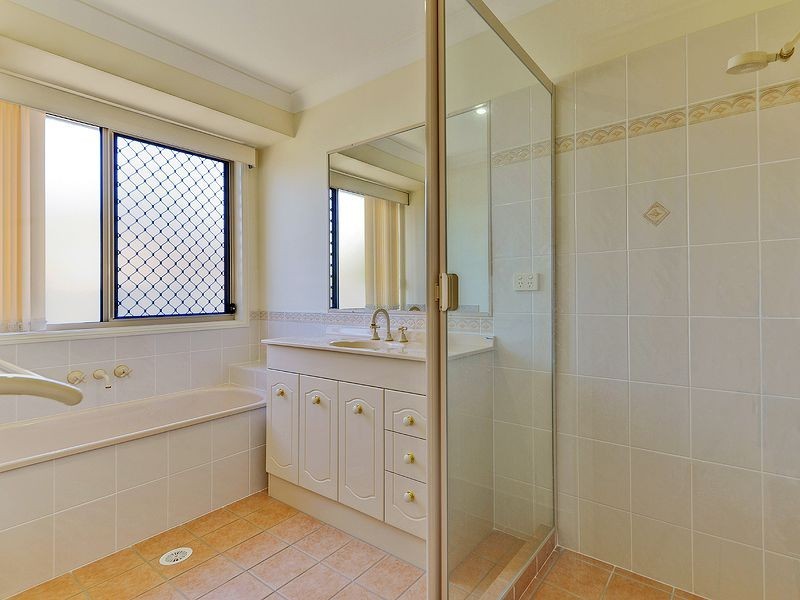 4 Malanda Court, North Lakes QLD 4509