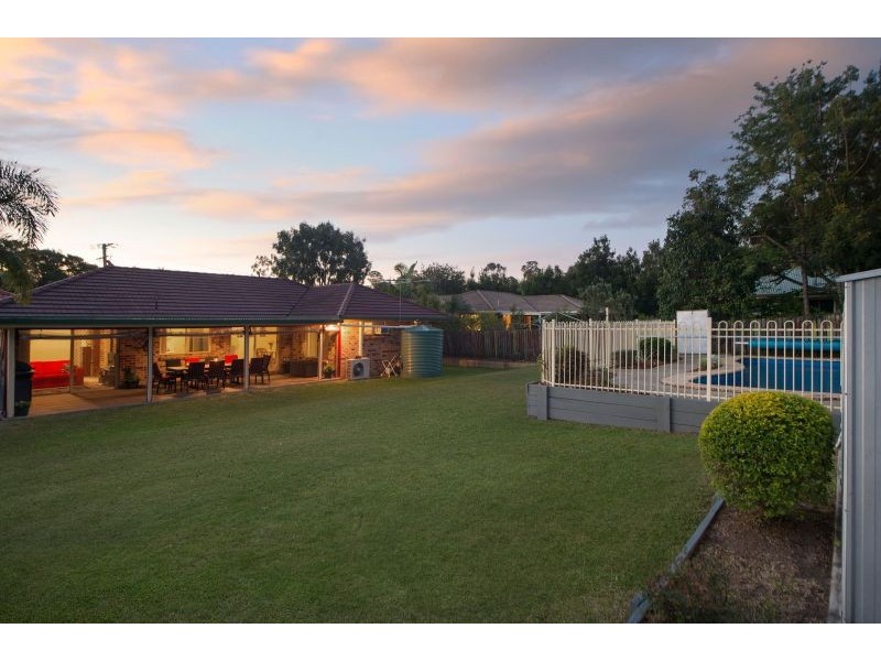 92 Rue Montaigne, Petrie QLD 4502