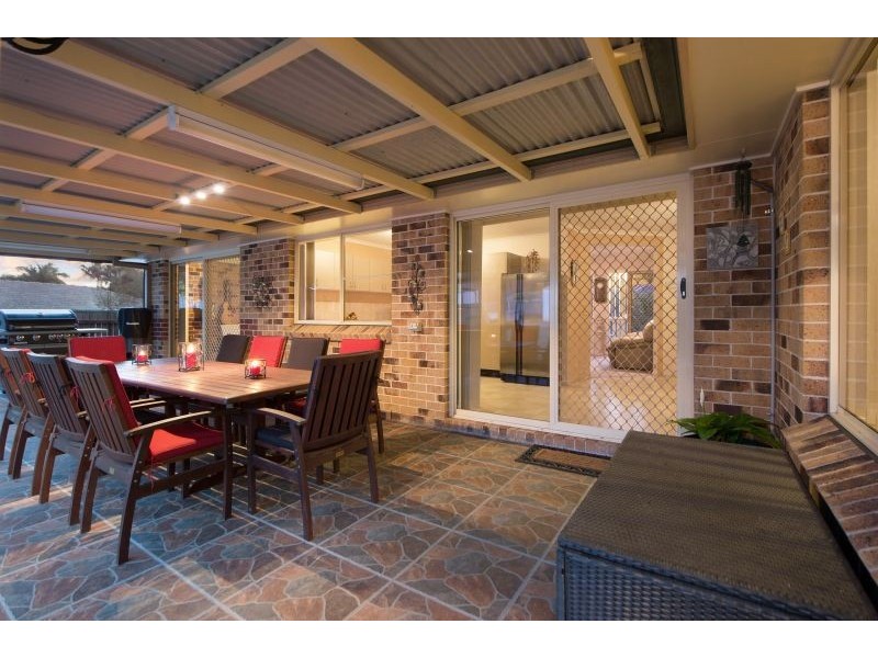 92 Rue Montaigne, Petrie QLD 4502