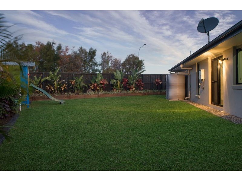 4 Menara Circuit, North Lakes QLD 4509