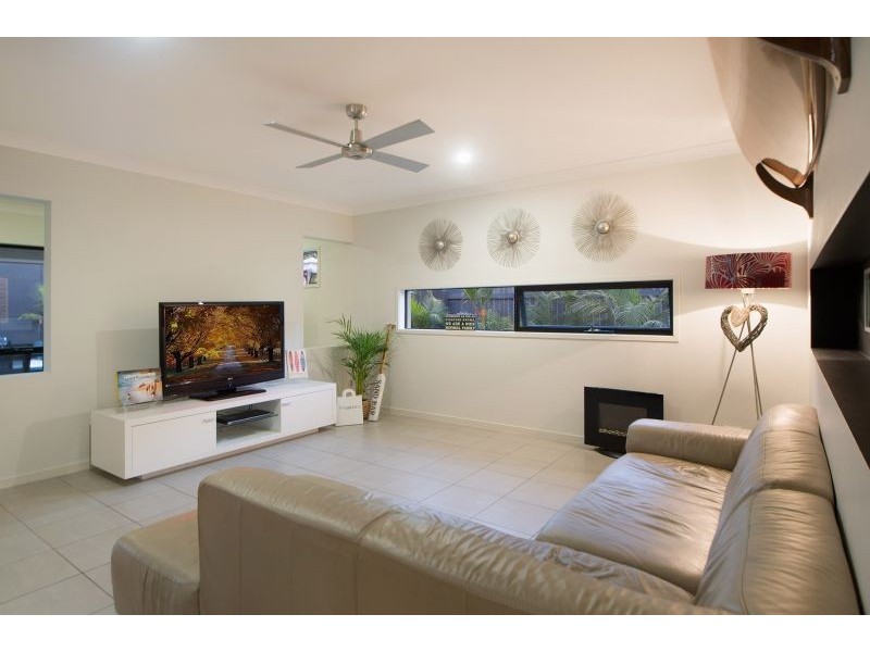 4 Menara Circuit, North Lakes QLD 4509