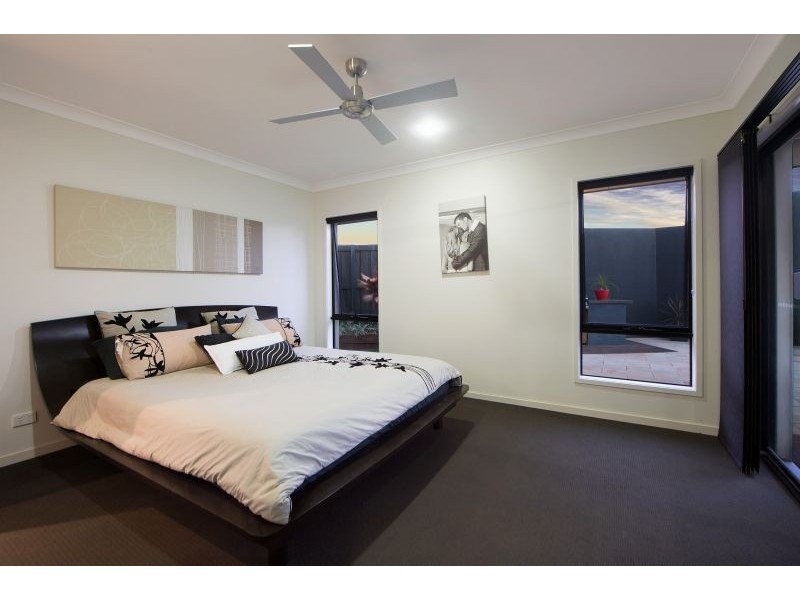 4 Menara Circuit, North Lakes QLD 4509