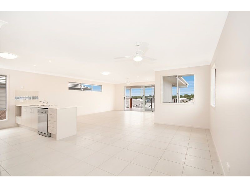 132 Mackintosh Drive, North Lakes QLD 4509