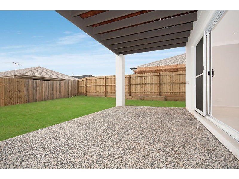 132 Mackintosh Drive, North Lakes QLD 4509