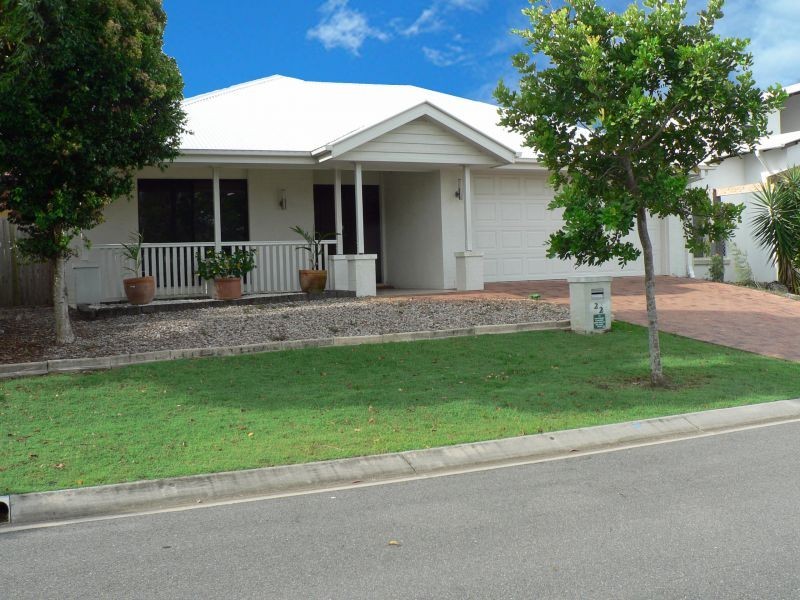 22 Dotterel Crescent, North Lakes QLD 4509