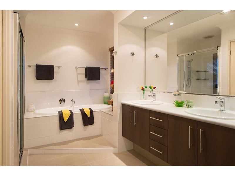 8 Picabeen Court, North Lakes QLD 4509