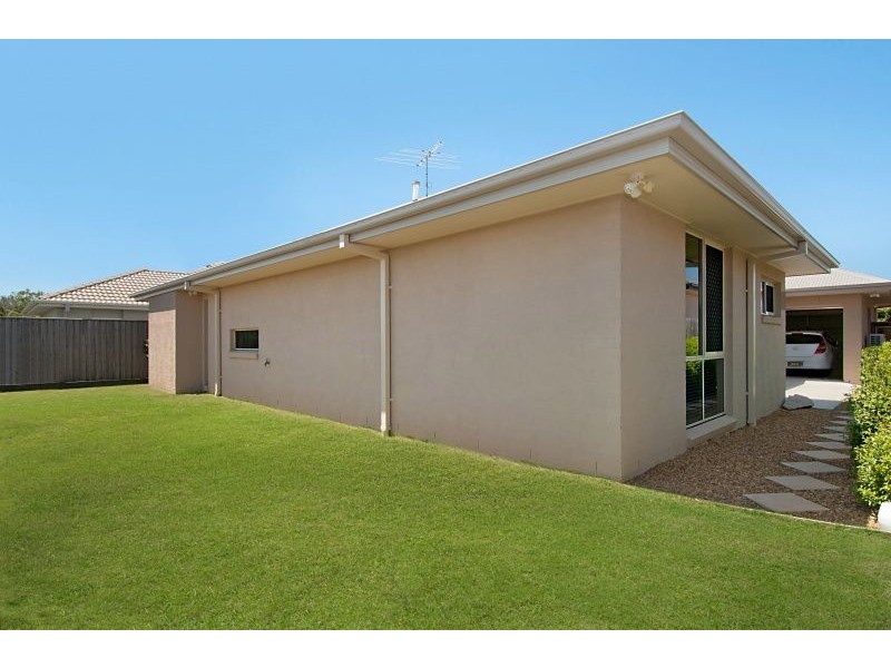 12 Elkhorn Street, North Lakes QLD 4509
