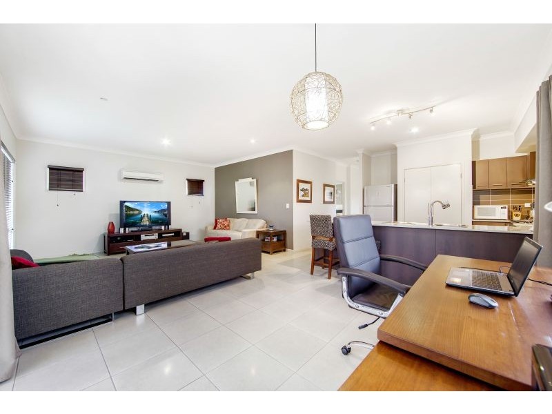 18 Calder Street, North Lakes QLD 4509