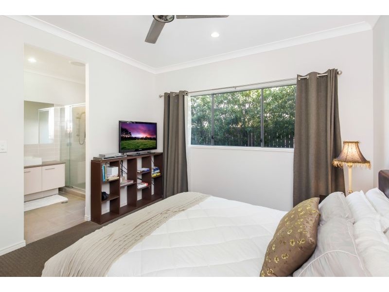 18 Calder Street, North Lakes QLD 4509