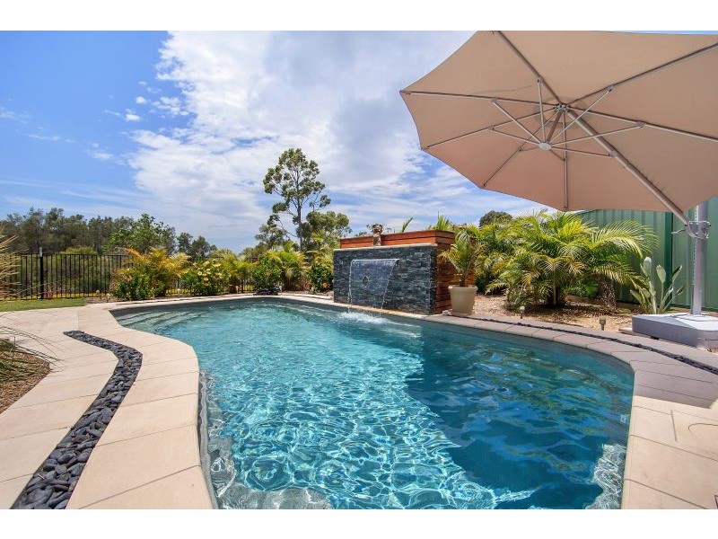 22 Lochside Drive, North Lakes QLD 4509