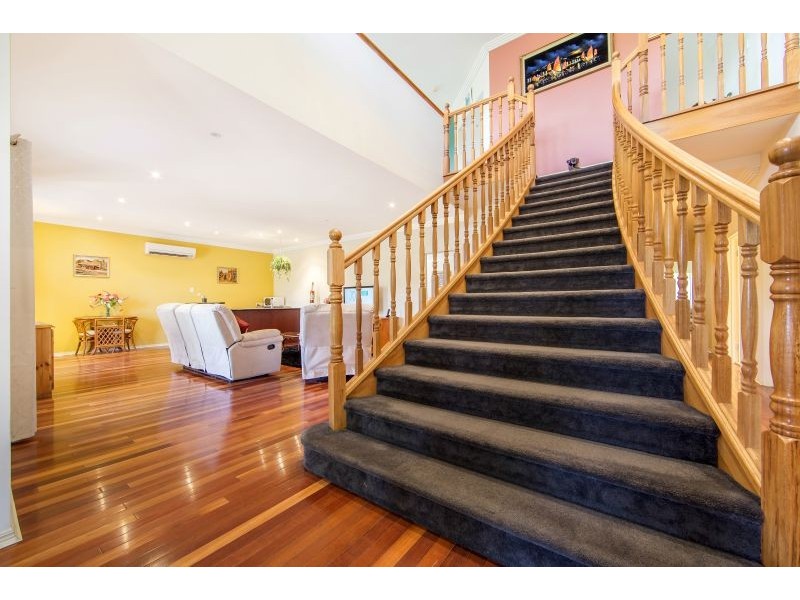 22 Lochside Drive, North Lakes QLD 4509