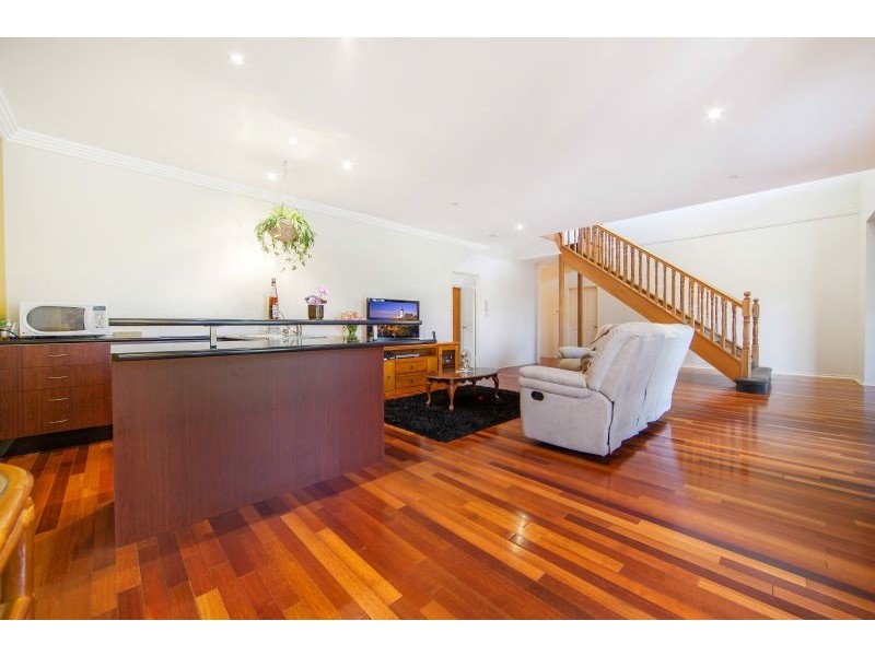 22 Lochside Drive, North Lakes QLD 4509