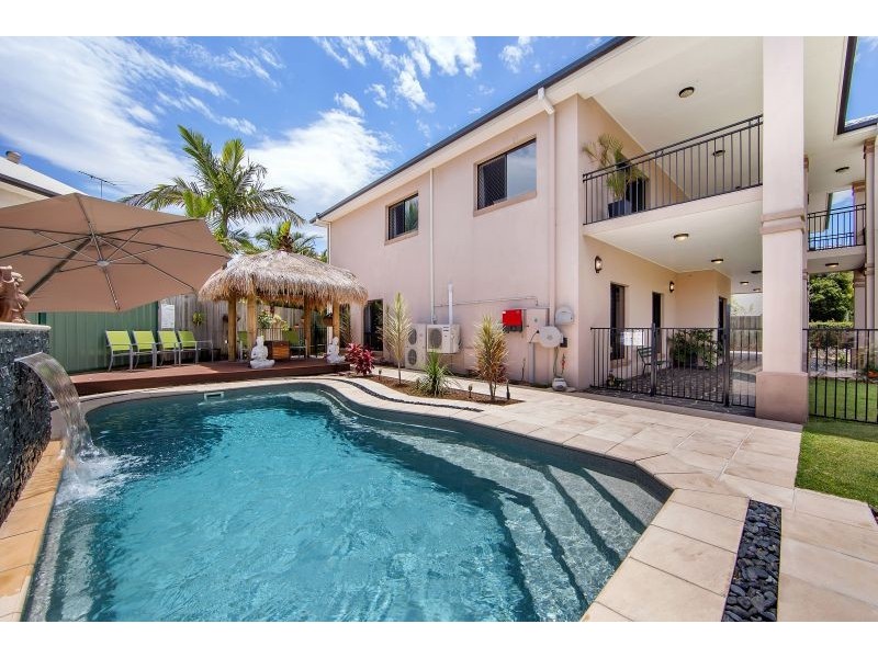 22 Lochside Drive, North Lakes QLD 4509