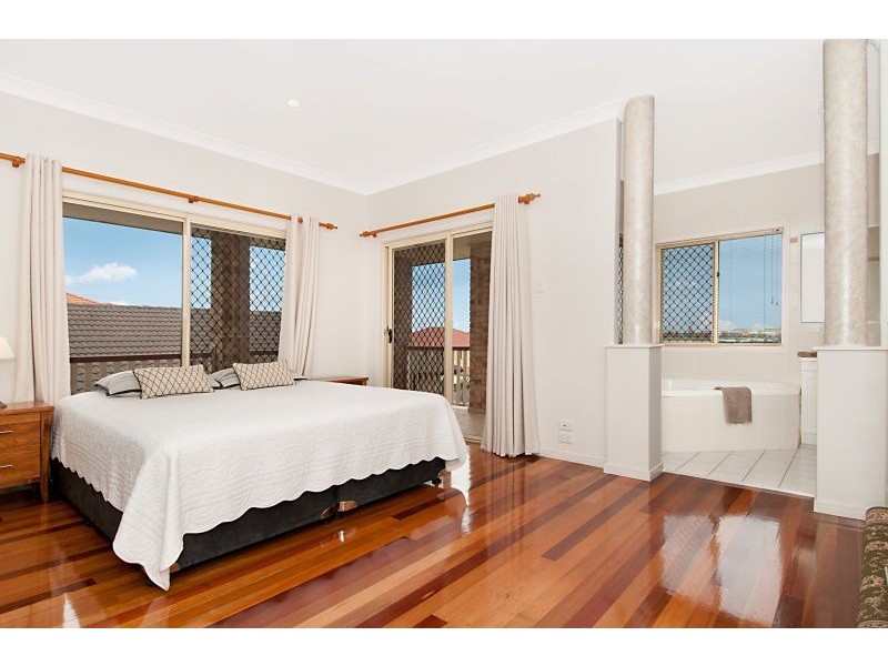 57 Southerden Drive, North Lakes QLD 4509
