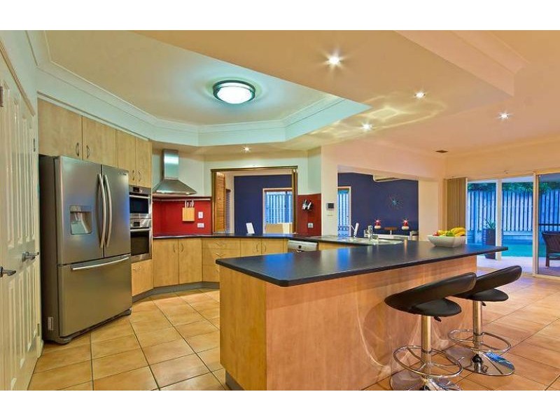 33 Chilton Crescent, North Lakes QLD 4509