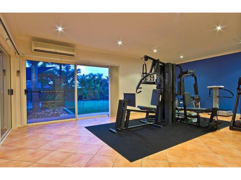 33 Chilton Crescent, North Lakes QLD 4509