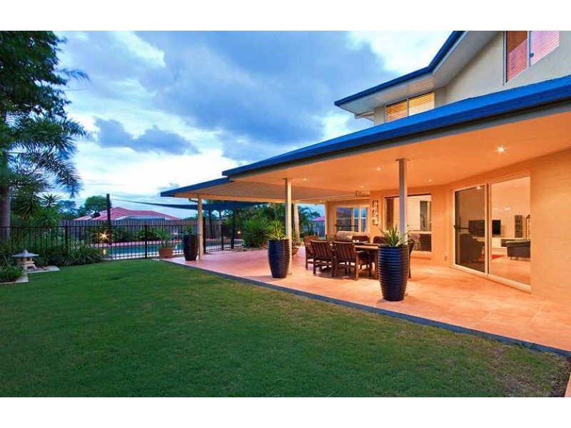 33 Chilton Crescent, North Lakes QLD 4509