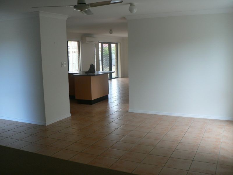 16 Moorrinya Circuit, North Lakes QLD 4509