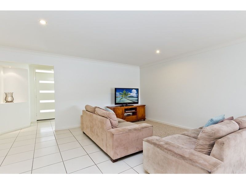 21 Langham Crescent, North Lakes QLD 4509