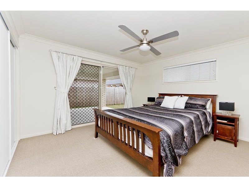 21 Langham Crescent, North Lakes QLD 4509
