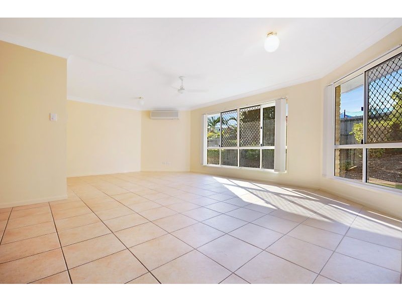 16 Crawford Street, North Lakes QLD 4509