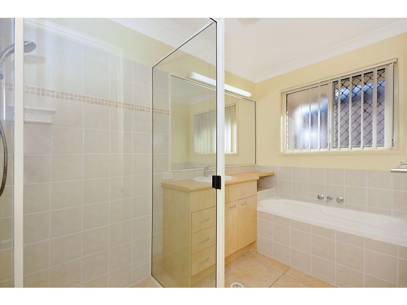 16 Crawford Street, North Lakes QLD 4509