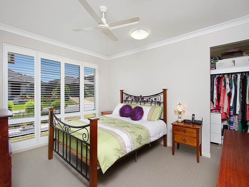 10 Troon Street, North Lakes QLD 4509