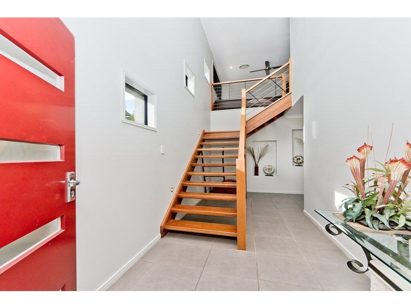 16 Calder Street, North Lakes QLD 4509