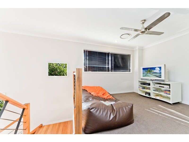 16 Calder Street, North Lakes QLD 4509