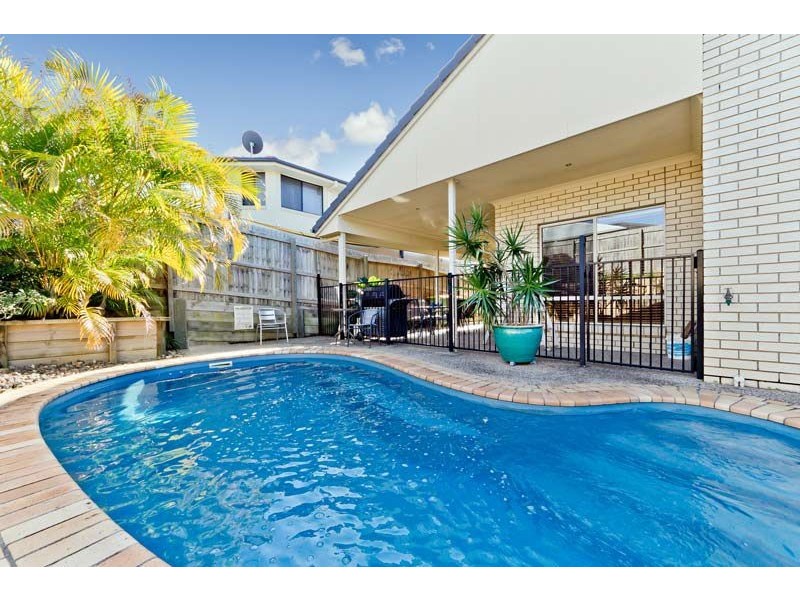 18 Peron Crescent, North Lakes QLD 4509