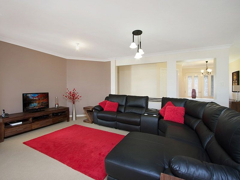 8 Neptune Court, Mango Hill QLD 4509