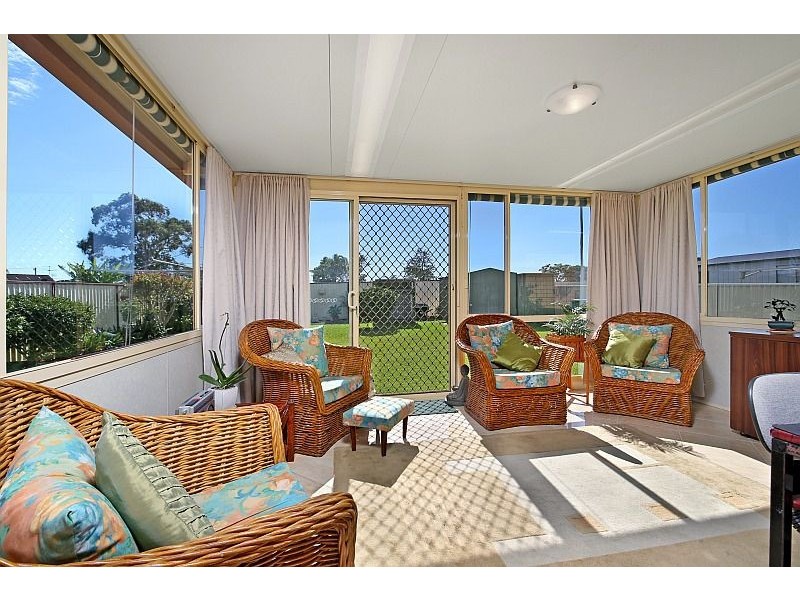 33 Robertson Road, Killarney Vale NSW 2261